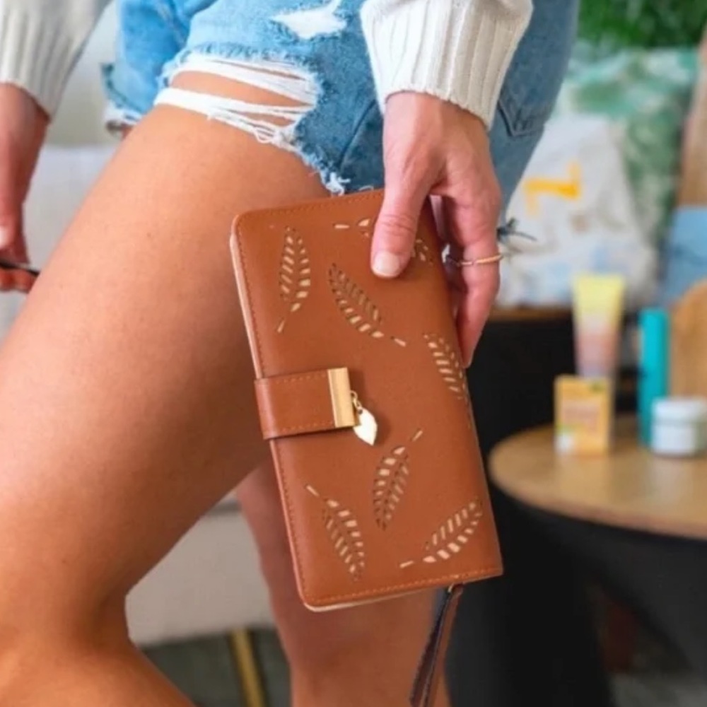 Vagabond goods wallet